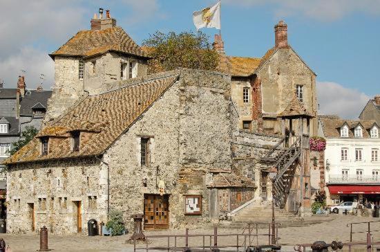 Escapade Au Coeur De Honfleur Avec Parking Prive Et Vue Panoramique Appartement Buitenkant foto