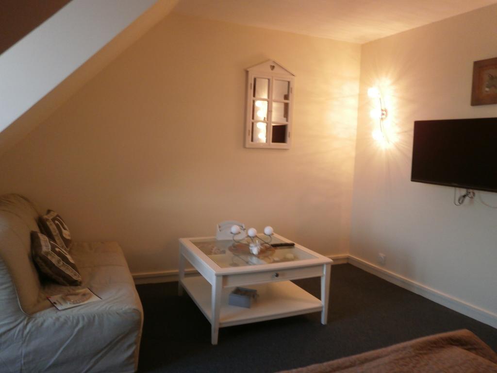 Escapade Au Coeur De Honfleur Avec Parking Prive Et Vue Panoramique Appartement Kamer foto